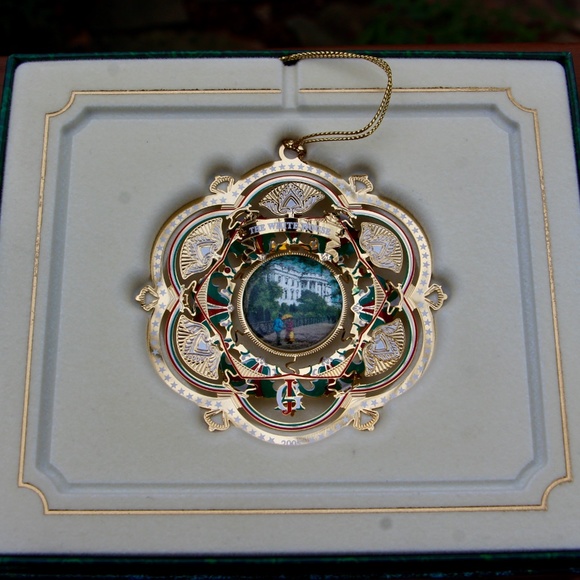 Historic Association Other - Collectible Christmas ornament of White House